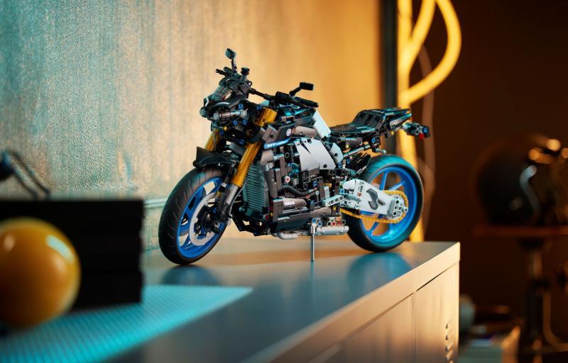 LEGO® Technic - Yamaha MT-10 SP (42159)