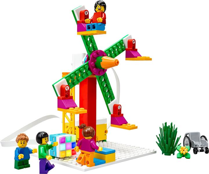 LEGO® Education SPIKE™ Essential alapszett (45345)