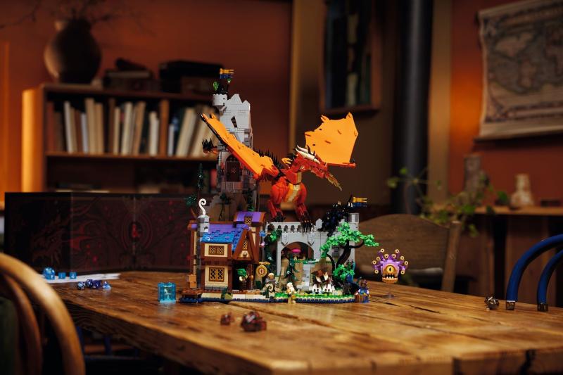 LEGO® Ideas - Dungeons & Dragons: A vörös sárkány meséje (21348)