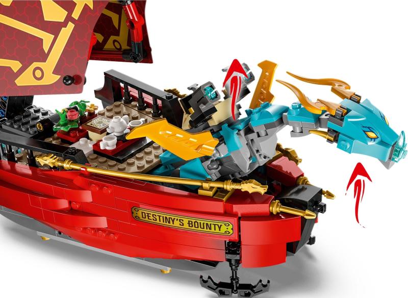 LEGO® NINJAGO® - A Sors Adománya hajó versenyfutás az idővel (71797)