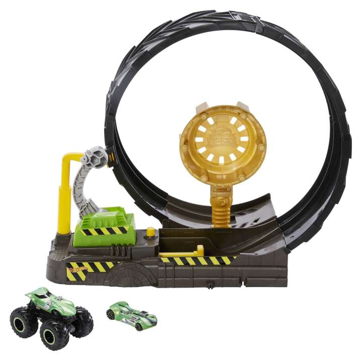 Mattel Hot Wheels - Monster Trucks hurok kihívás játékszett 2db autóval (HBH70)