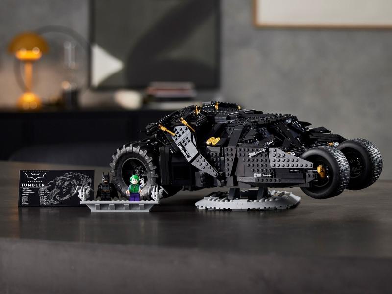 LEGO® Batman™ - Batmobile™ - Tumbler (76240)