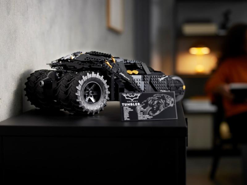 LEGO® Batman™ - Batmobile™ - Tumbler (76240)