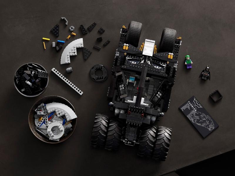 LEGO® Batman™ - Batmobile™ - Tumbler (76240)