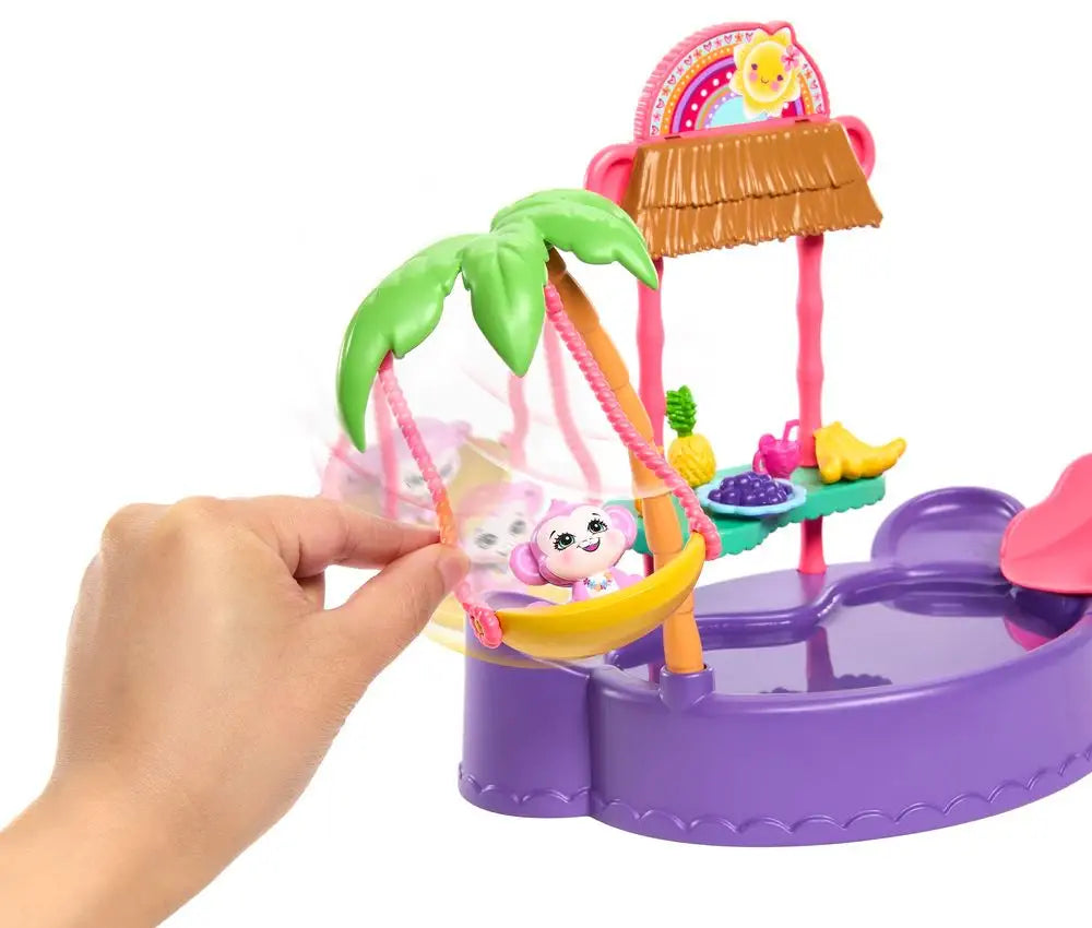 Mattel Enchantimals baba készlet medencével (HTW73)