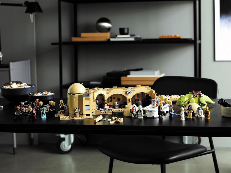 LEGO® Star Wars™ - Mos Eisley Cantina (75290)