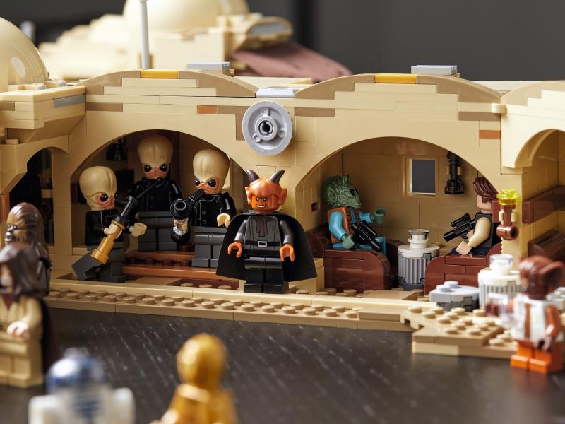 LEGO® Star Wars™ - Mos Eisley Cantina (75290)