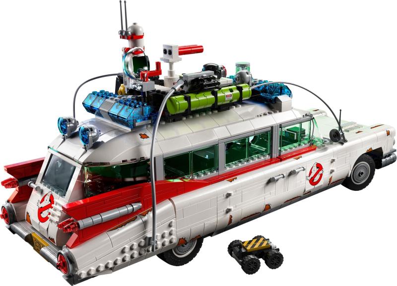 LEGO® ICONS™ - Creator Expert - Szellemirtók ECTO-1 (10274)